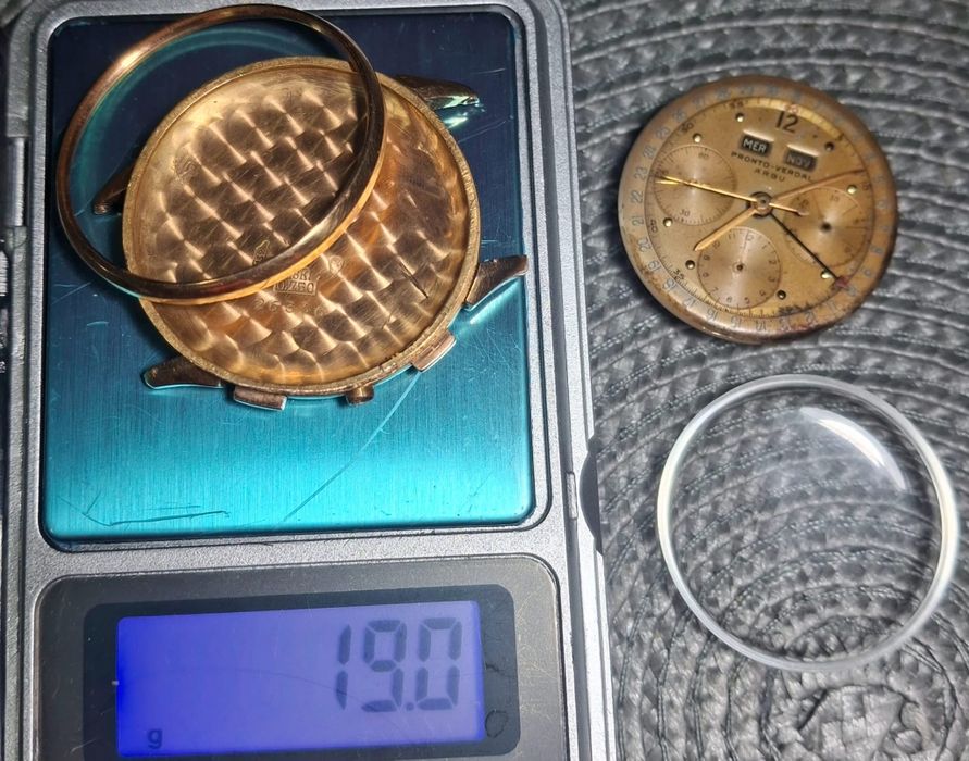 Chronographe suisse,pronto,certina toate de aur