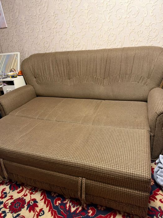Продам диван раздвижной
