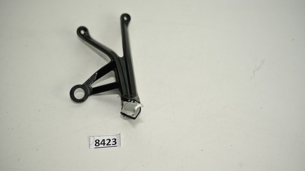 Ducati Monster 1200R Suport scarita dreapta spate
