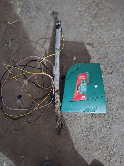 Vand set gard electric cu tot ce este nevoie