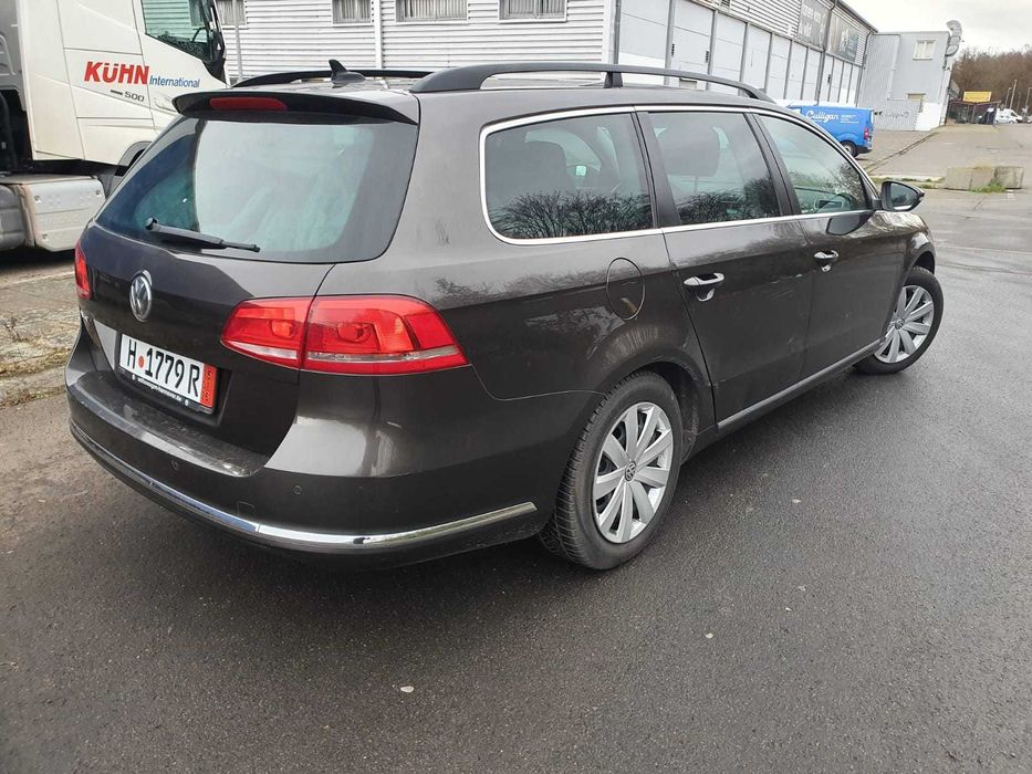 Фолксваген Пасат Автоматик лпг газов инжекцион