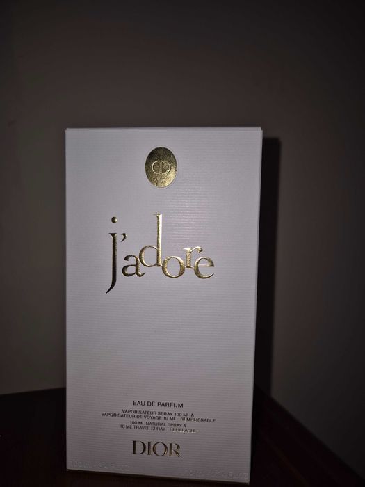 Подаръчен комплект Оригинален парфюм Christian Dior J'adore