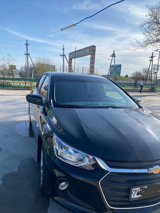 Onix 3 pozitsiya kraska toza