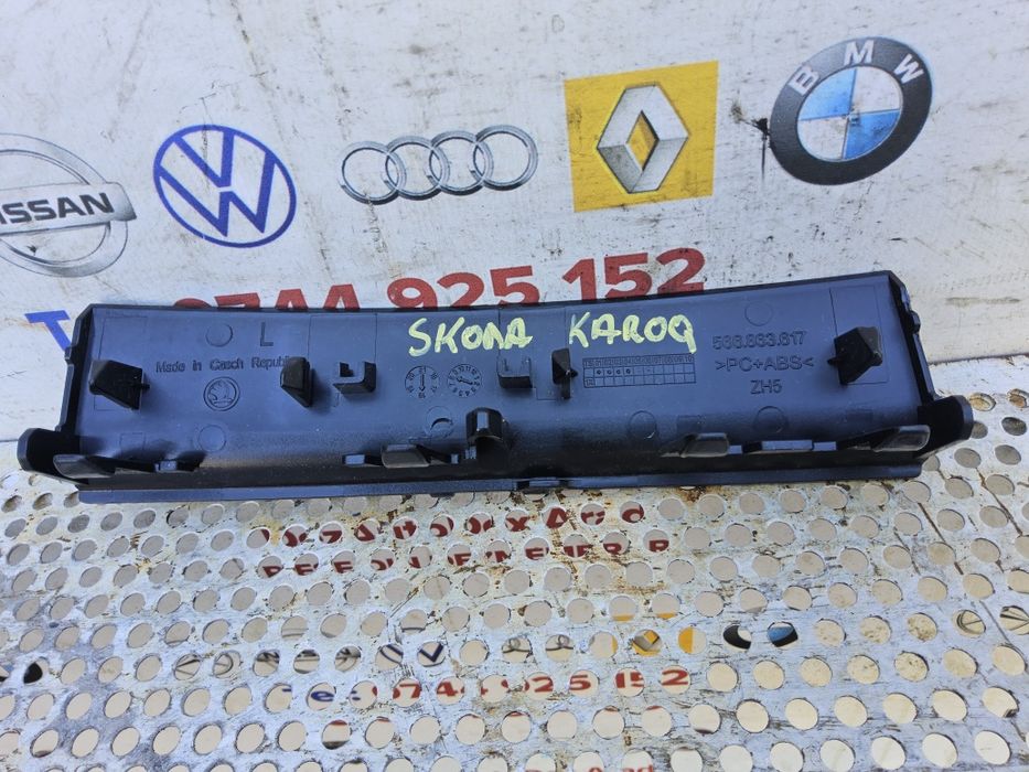 Ornament trim consola Skoda Karoq Kodiaq cod 566863617