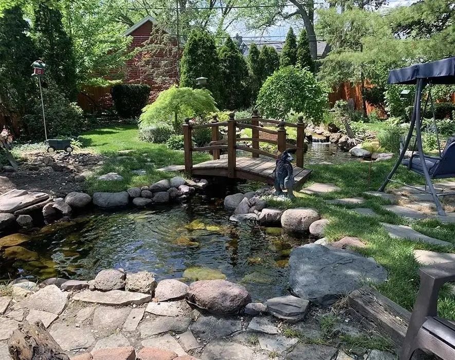 Пруды любой сложности,рыбки,пруды,водопады и фонтаны,скульптуры дизайн