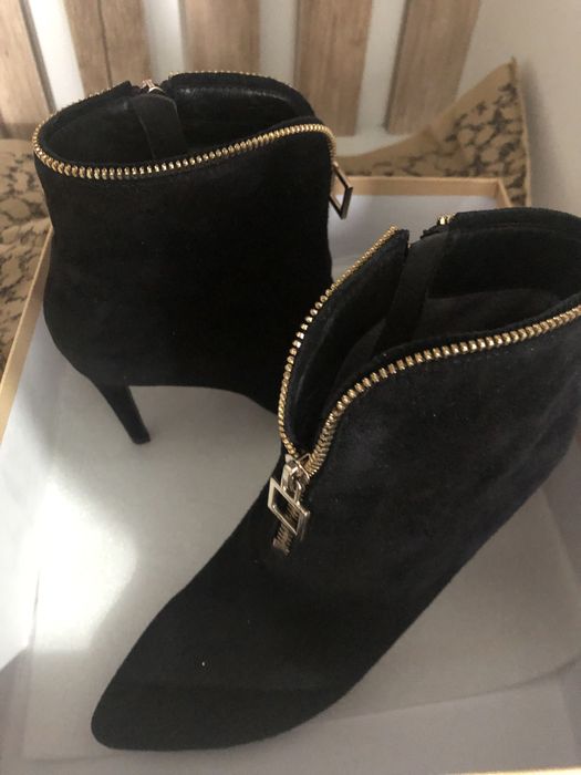 Ботильоны замшевые