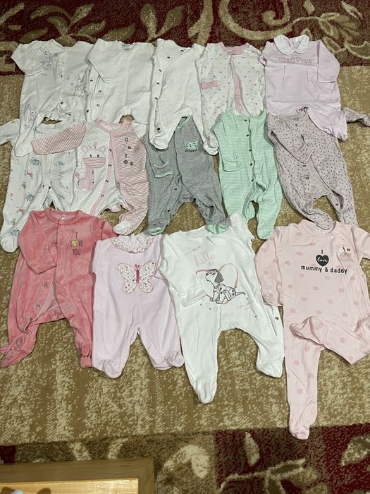 Lot haine Fetiță 56 - 68 (0-6 Luni)- Peste 130 de piese