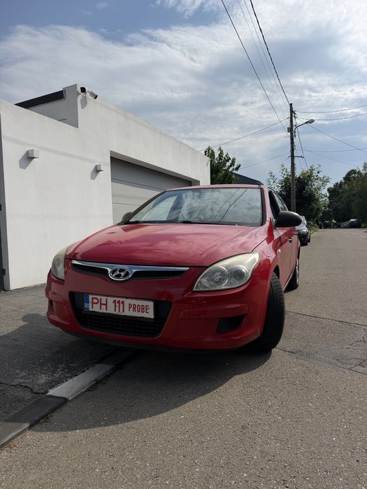 HYUNDAI i30 2009