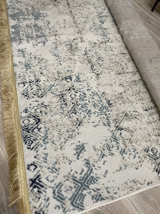 Продам ковер 200/300