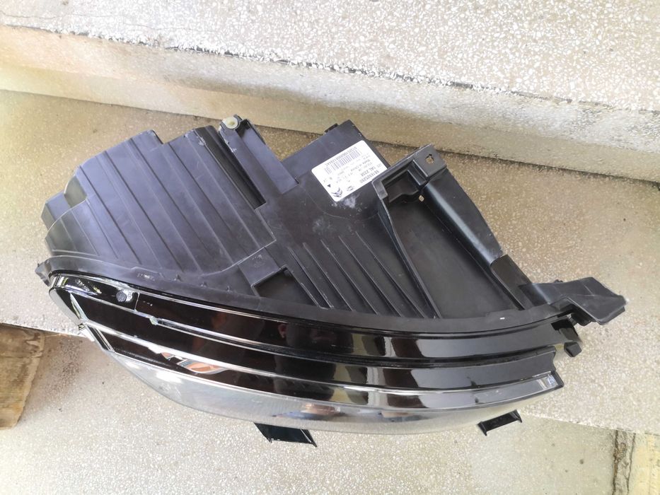 Фар Citroen C5 AIRCROSS FULL LED десен/Фар Ситроен Ц5 Оригинален