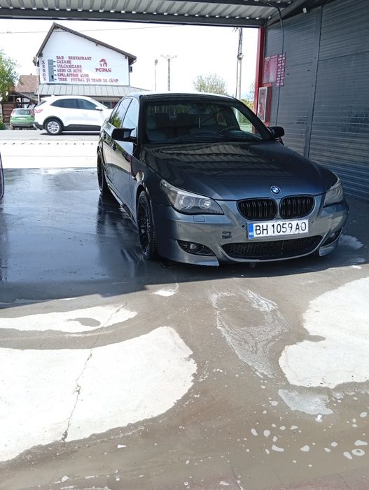BMW e60 2005  3.0