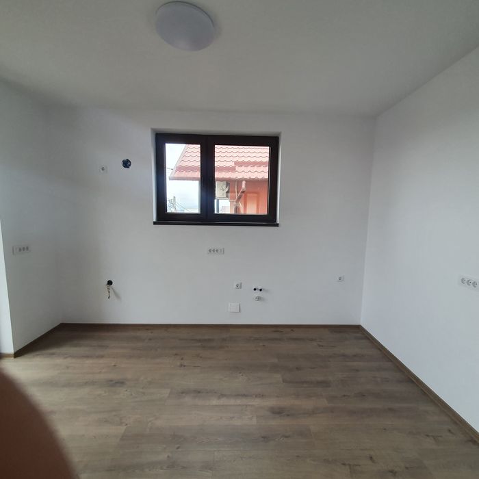 Dau in chirie Casã Nouâ Str Doinei Dâmbul Rotund