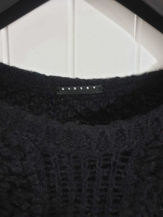 Пуловери Benetton и Sisley