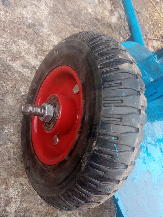 Suv aravacha 40litrlik suv bitonlari uchun