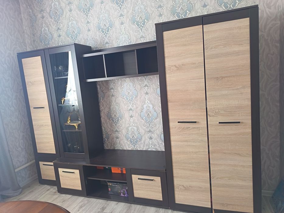 Срочно продам стенку