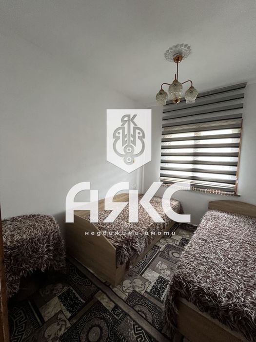 Продава се Къща в Перник, Байкушева махала - 281 кв.м за 997 €/кв.м - Снимка #8