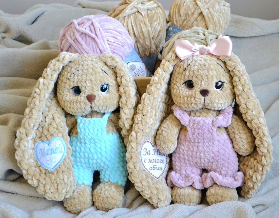 Плетени зайчета Плетени играчки