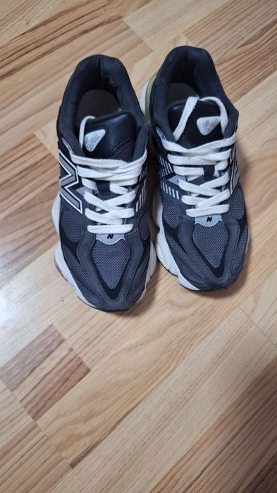 Adidași New Balance 9060