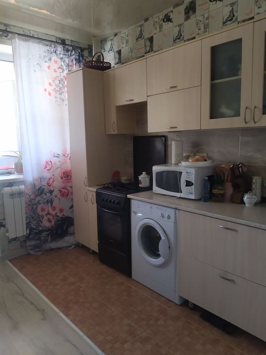 Продам квартиру в 11 микрорайоне