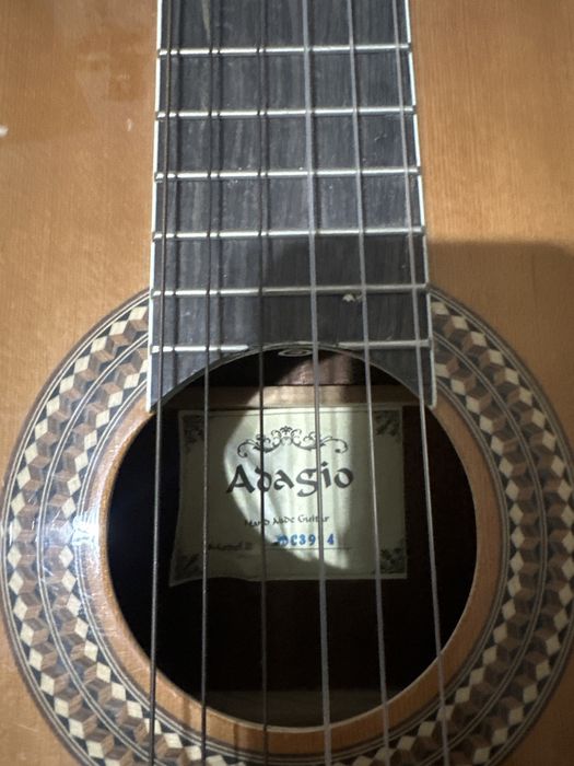 Гитара продам срочно