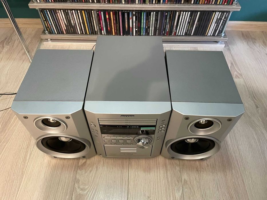 Sharp-Аудио система