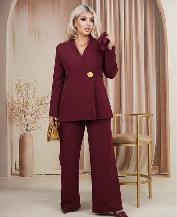 Продам женский двойка, пиджак и брюки