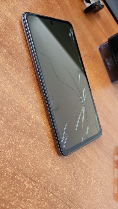 Продам самсунг А52 на запчасти)))