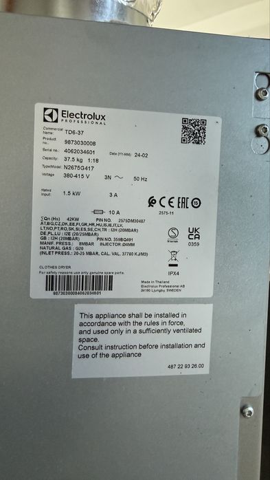 Uscator profesional Electrolux pe gaz capacitate 37,5 Kg