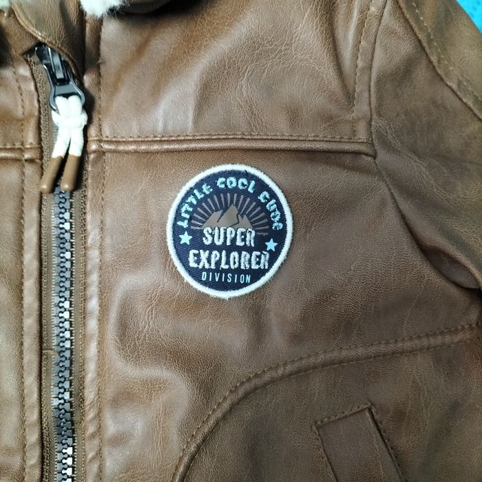 Geaca baiat superbă