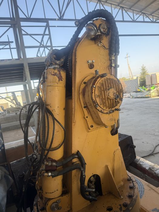 Манипулятор CHINA 8Тон