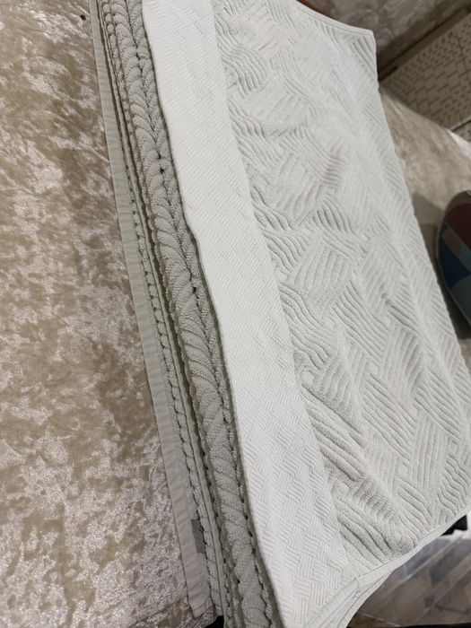 Продается Пледы и полотенце