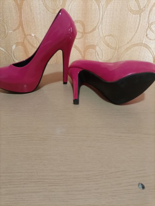 Продаются туфли б/у