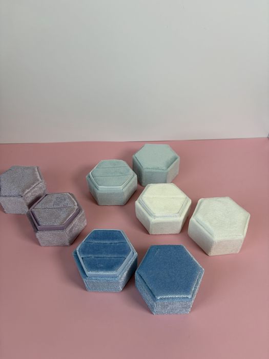 Луксозни Кутии за Бижута и Аксесоари