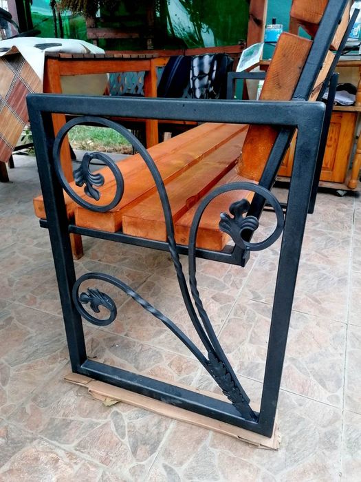 Градински пейки по поръчка