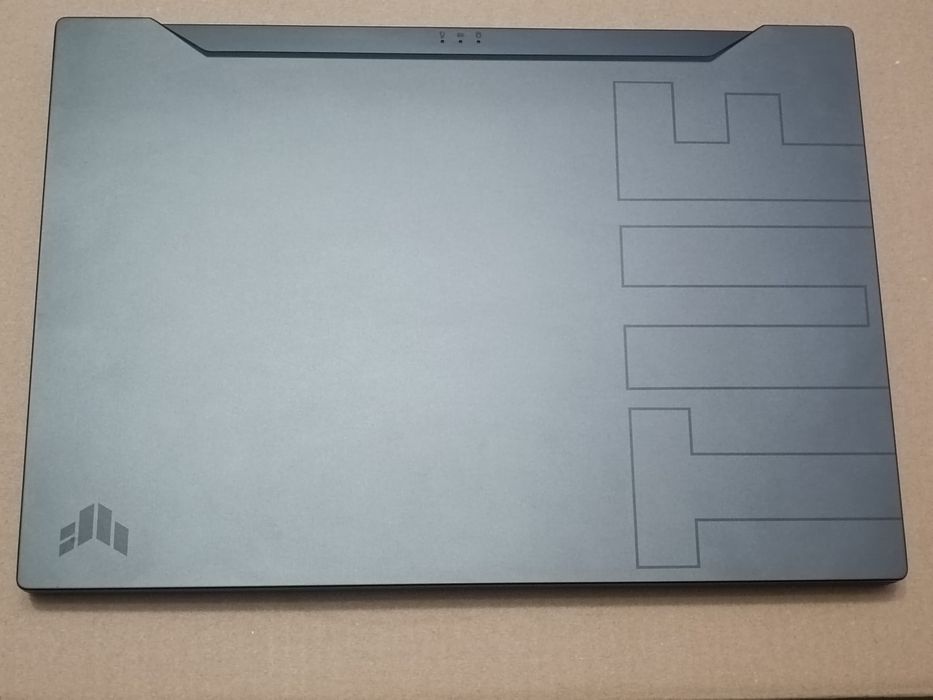 Игравой ноутбук НОВЫЙ Asus