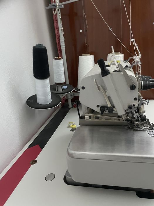 Янги оверлок машинка сотилали