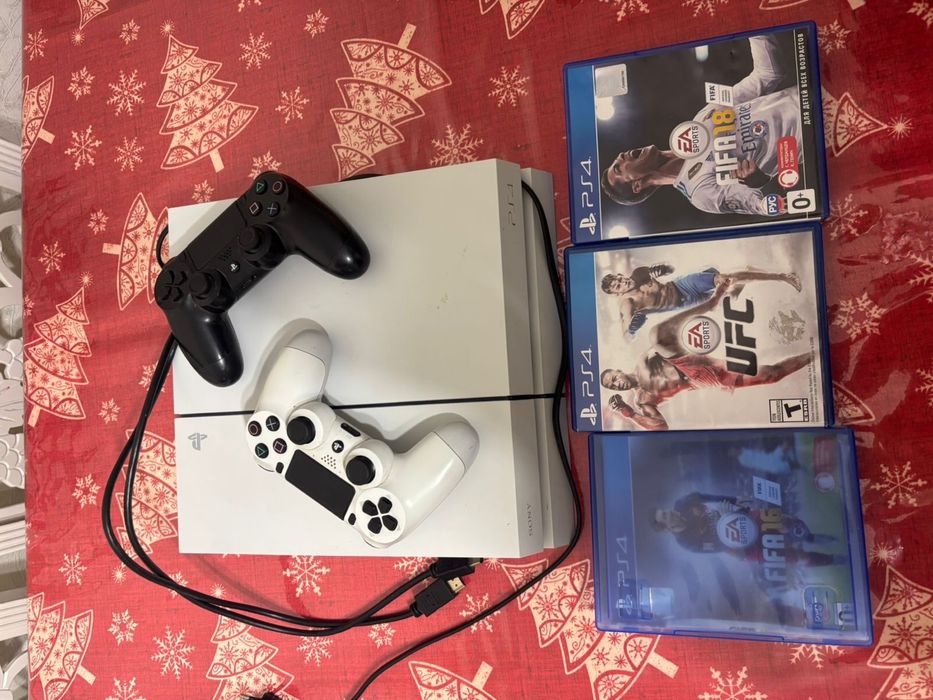 Продам  игоровую приставку  SONI 4