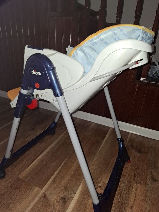 Стульчик для кормления chicco