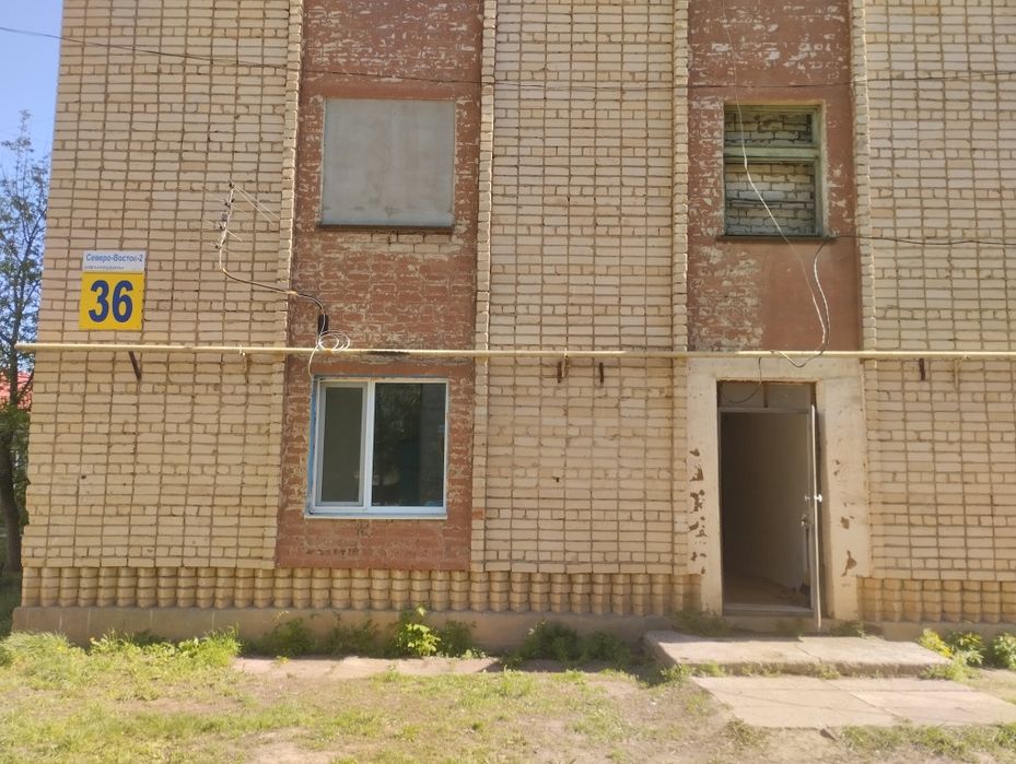 Продается 2 комнатная квартира центре города 1 этаж