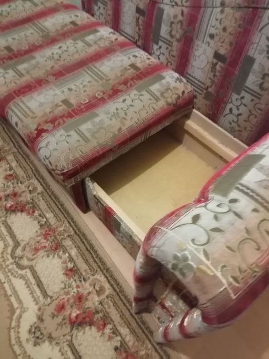 Односпальная кровать