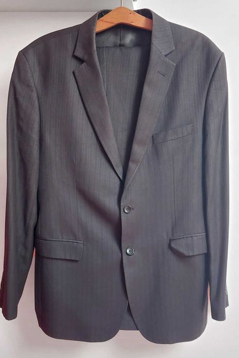 Мъжки костюм (4 бр.)- подарявам