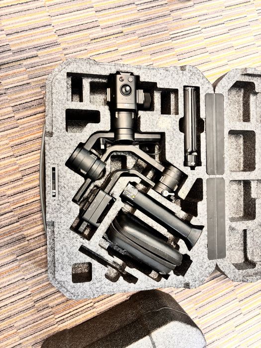 Стабилизатор DJI ronin-s 2 штуки