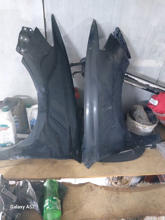 Крыло передед  тойота