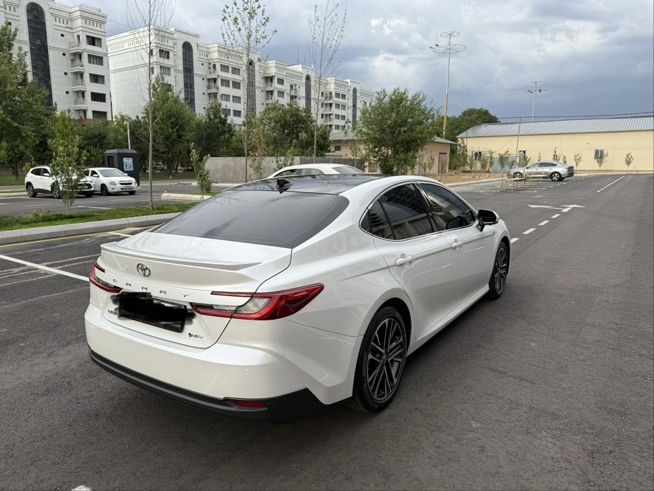 Toyota camry 2024
