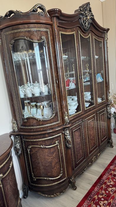 Сервант в гостиную