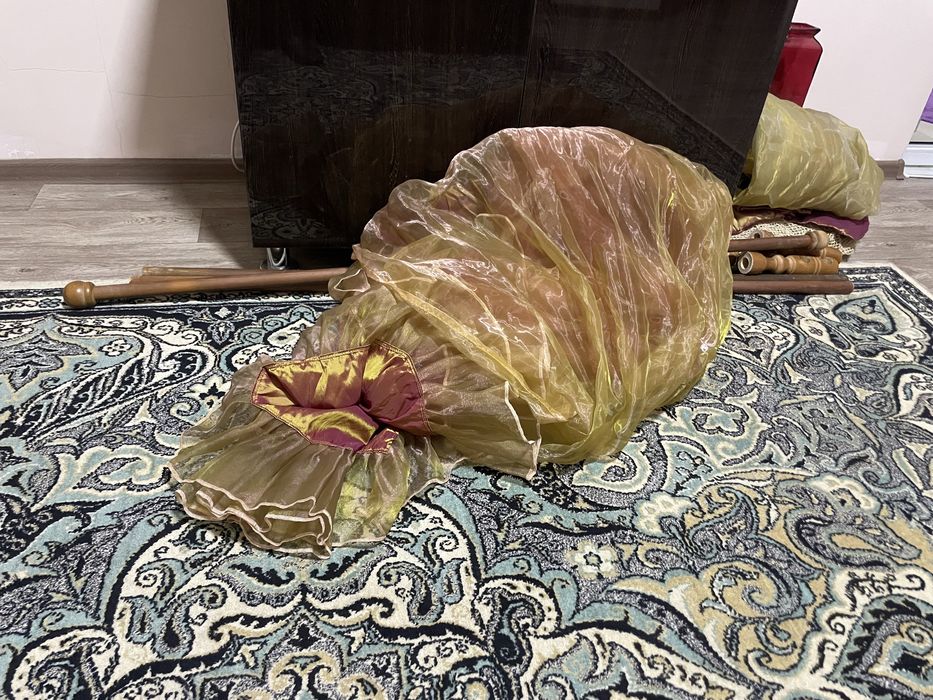 Гардины деревянные , занавески