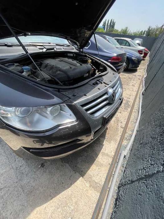 Dezmembrez Volkswagen Touareg 7L 2009 SUV 3.0 diesel Cod motor CASA