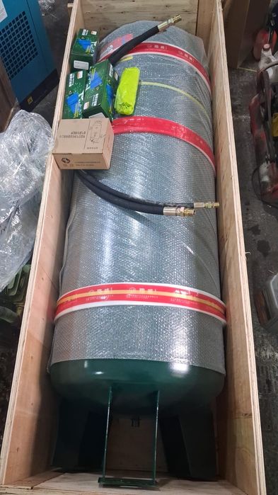 Винтовой компрессор 7,5 квт,  ресивер 600 л, осушитель