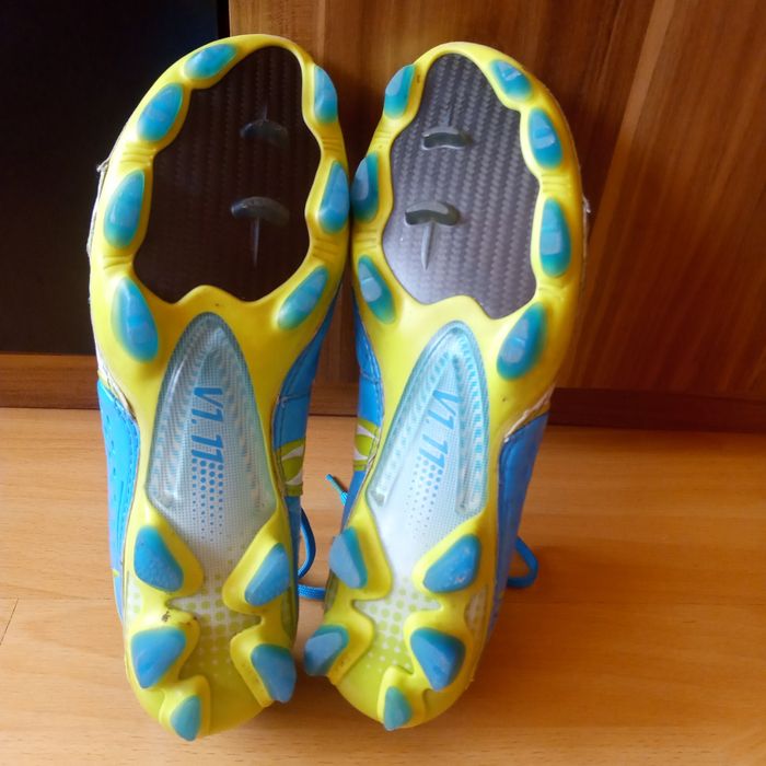 Оригинални Футболни Обувки PUMA V1.11 UNI номер 43