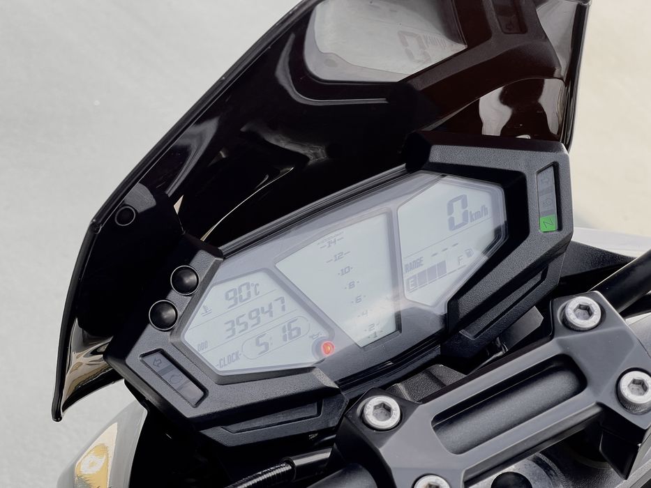 Kawasaki Z800.